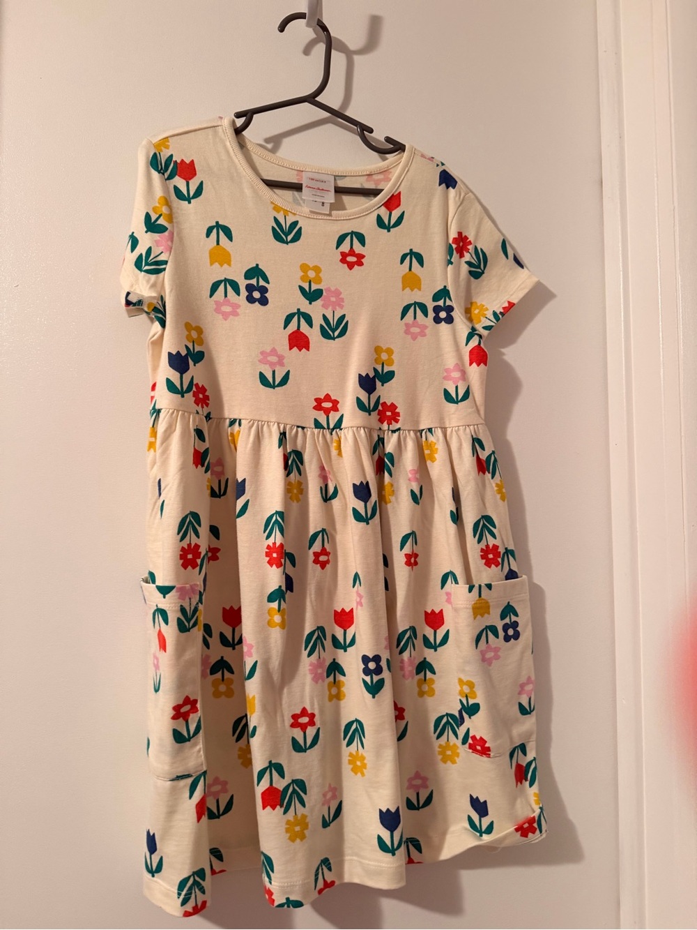 Hanna Andersson Cream Folk Floral Pocket Dress — Size 8 / 130